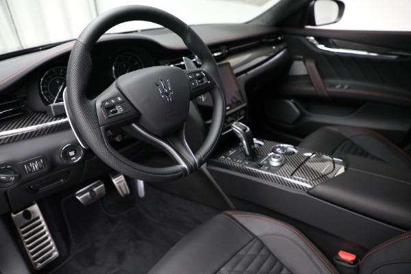 New 2022 Maserati Quattroporte Modena Q4 for sale $136,901 at Alfa Romeo of Greenwich in Greenwich CT 06830 13