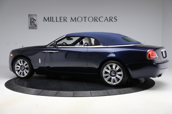 Used 2016 Rolls-Royce Dawn for sale Sold at Alfa Romeo of Greenwich in Greenwich CT 06830 17