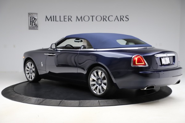 Used 2016 Rolls-Royce Dawn for sale Sold at Alfa Romeo of Greenwich in Greenwich CT 06830 18