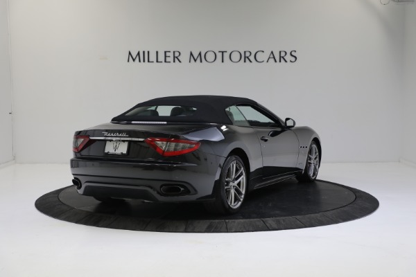 Used 2015 Maserati GranTurismo Sport for sale Sold at Alfa Romeo of Greenwich in Greenwich CT 06830 14