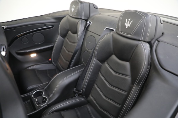 Used 2015 Maserati GranTurismo Sport for sale Sold at Alfa Romeo of Greenwich in Greenwich CT 06830 20