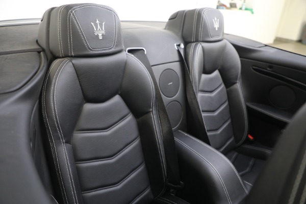 Used 2015 Maserati GranTurismo Sport for sale Sold at Alfa Romeo of Greenwich in Greenwich CT 06830 21