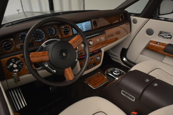 Used 2015 Rolls-Royce Phantom Drophead Coupe for sale Sold at Alfa Romeo of Greenwich in Greenwich CT 06830 28