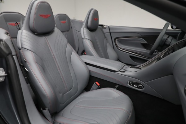 Used 2021 Aston Martin DB11 Volante for sale $199,900 at Alfa Romeo of Greenwich in Greenwich CT 06830 22