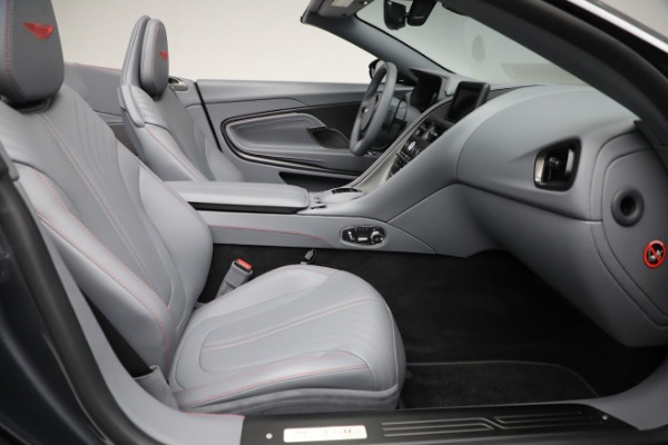Used 2021 Aston Martin DB11 Volante for sale $199,900 at Alfa Romeo of Greenwich in Greenwich CT 06830 23