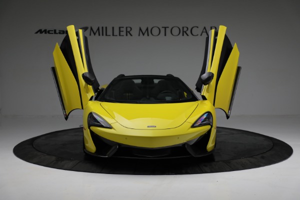 Used 2018 McLaren 570S Spider for sale Sold at Alfa Romeo of Greenwich in Greenwich CT 06830 13