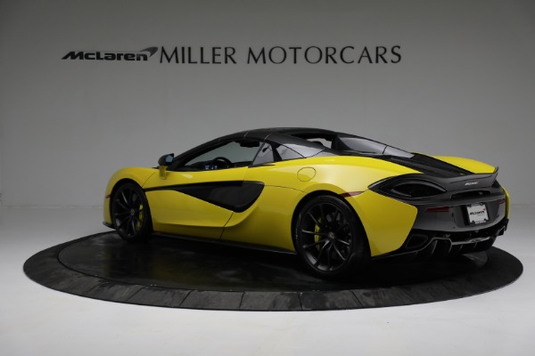 Used 2018 McLaren 570S Spider for sale Sold at Alfa Romeo of Greenwich in Greenwich CT 06830 17