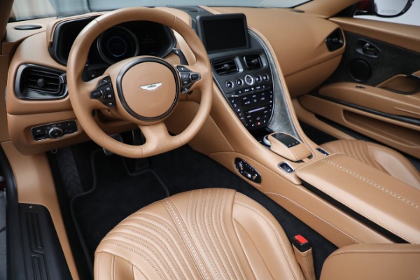 Used 2020 Aston Martin DB11 Volante for sale $214,900 at Alfa Romeo of Greenwich in Greenwich CT 06830 19