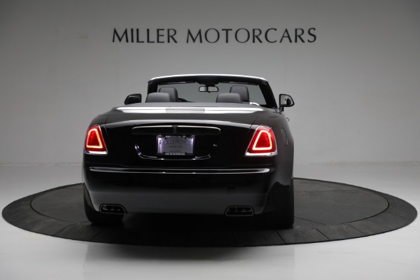 Used 2018 Rolls-Royce Black Badge Dawn for sale $355,900 at Alfa Romeo of Greenwich in Greenwich CT 06830 10