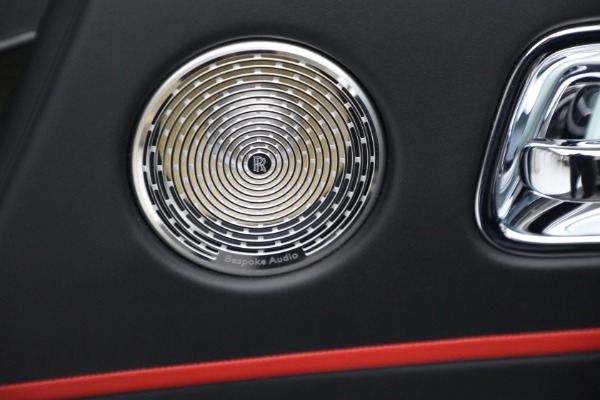 Used 2018 Rolls-Royce Black Badge Dawn for sale $355,900 at Alfa Romeo of Greenwich in Greenwich CT 06830 27