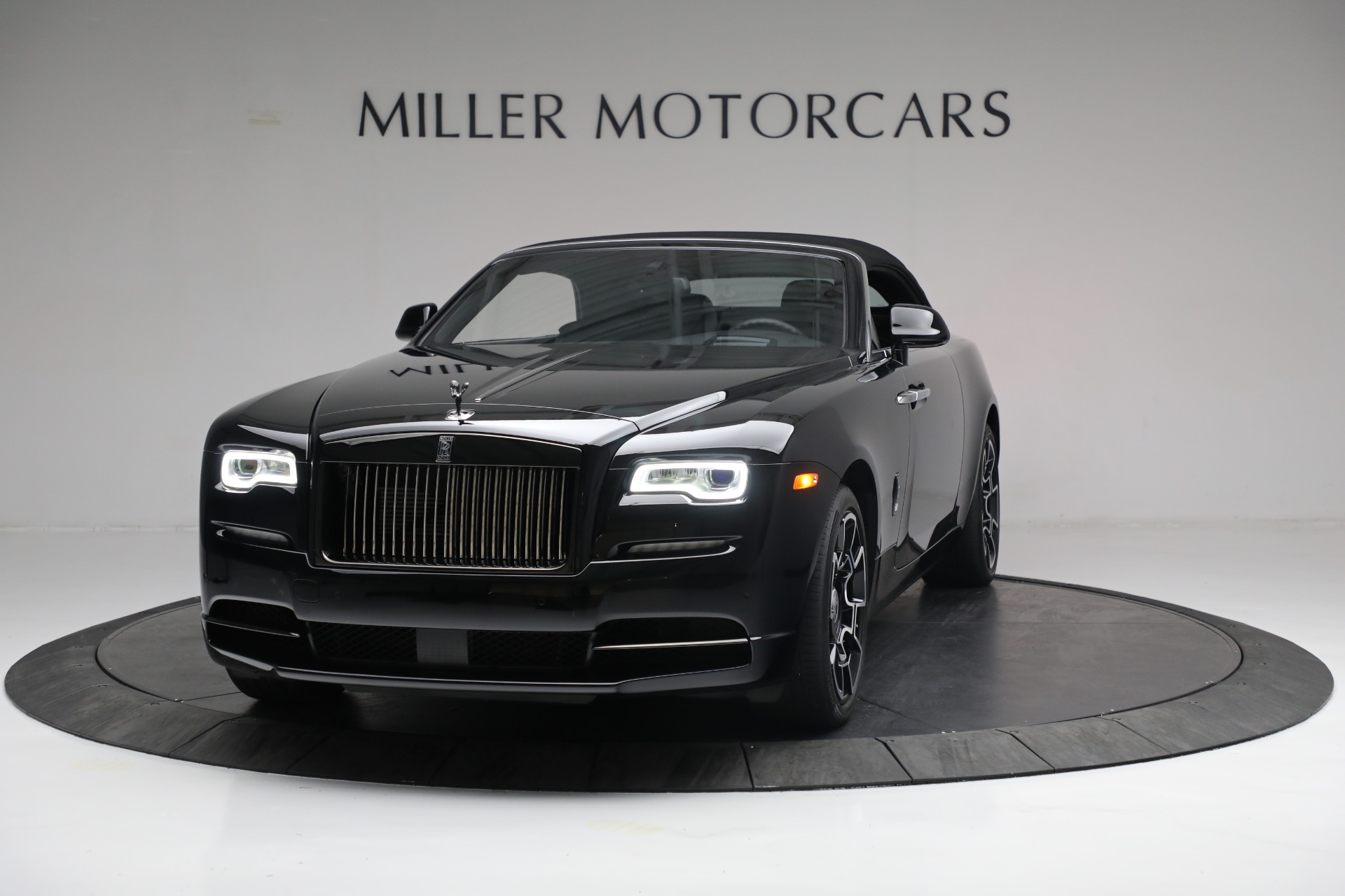 Pre-Owned 2018 Rolls-Royce Black Badge Dawn For Sale