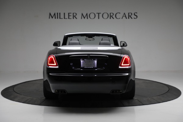 Used 2018 Rolls-Royce Black Badge Dawn for sale $355,900 at Alfa Romeo of Greenwich in Greenwich CT 06830 9