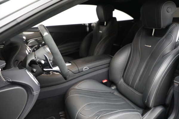 Used 2020 Mercedes-Benz S-Class AMG S 63 for sale Sold at Alfa Romeo of Greenwich in Greenwich CT 06830 10