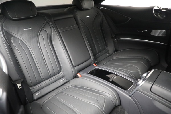 Used 2020 Mercedes-Benz S-Class AMG S 63 for sale Sold at Alfa Romeo of Greenwich in Greenwich CT 06830 19