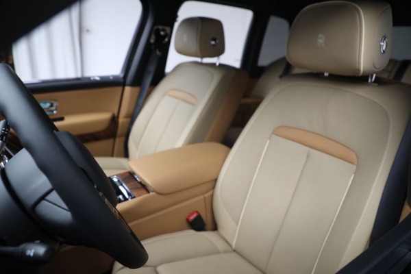 New 2022 Rolls-Royce Cullinan for sale Sold at Alfa Romeo of Greenwich in Greenwich CT 06830 20