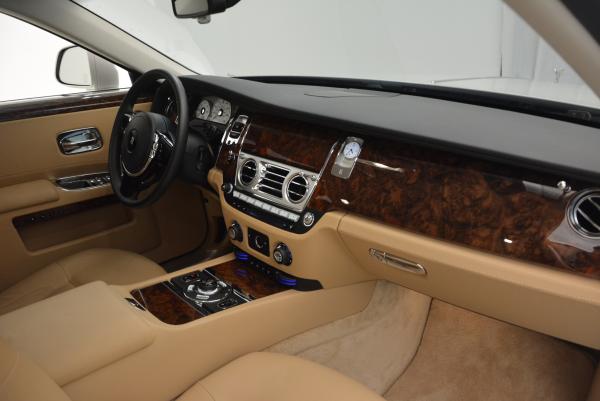 Used 2013 Rolls-Royce Ghost for sale Sold at Alfa Romeo of Greenwich in Greenwich CT 06830 17