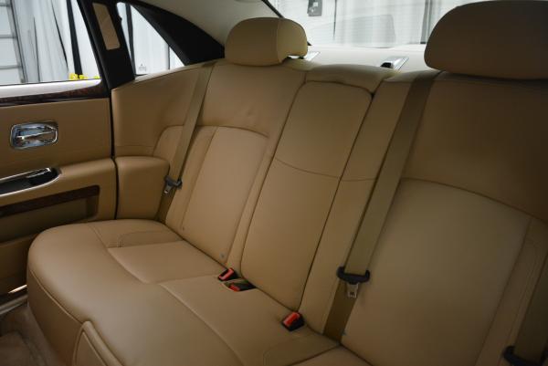 Used 2013 Rolls-Royce Ghost for sale Sold at Alfa Romeo of Greenwich in Greenwich CT 06830 25