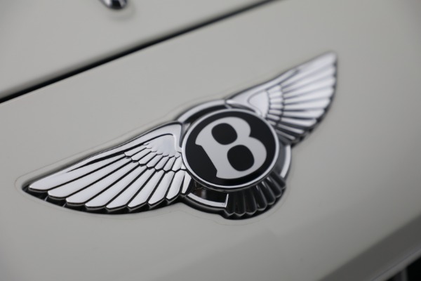 Used 2021 Bentley Flying Spur V8 for sale $219,900 at Alfa Romeo of Greenwich in Greenwich CT 06830 15