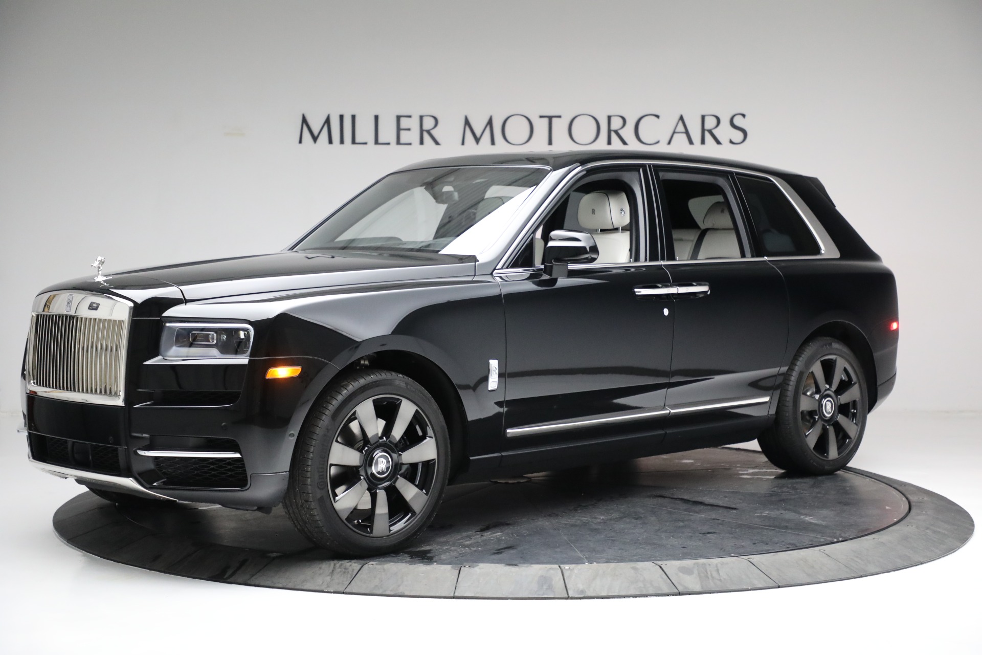 Used 2020 Rolls-Royce Cullinan for sale Sold at Alfa Romeo of Greenwich in Greenwich CT 06830 1