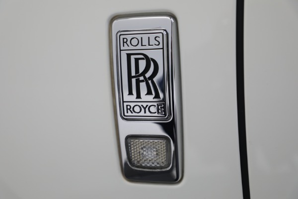 Used 2017 Rolls-Royce Ghost for sale $219,900 at Alfa Romeo of Greenwich in Greenwich CT 06830 24