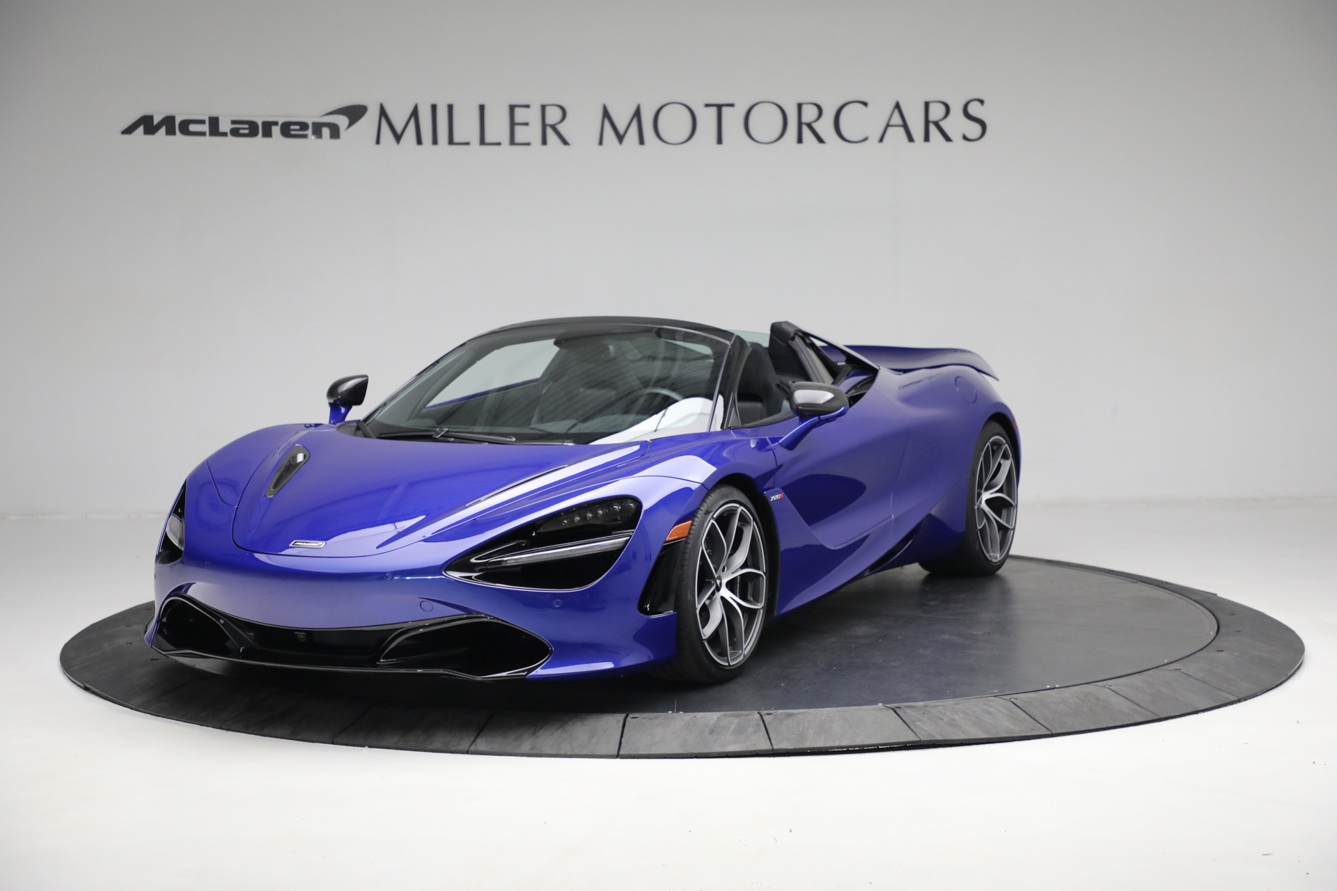 Used 2022 McLaren 720S Spider Performance for sale $344,900 at Alfa Romeo of Greenwich in Greenwich CT 06830 1