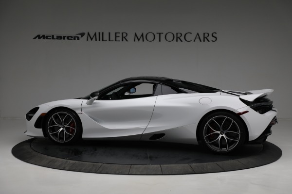 New 2022 McLaren 720S Spider Performance for sale $381,500 at Alfa Romeo of Greenwich in Greenwich CT 06830 16