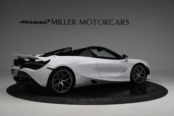 New 2022 McLaren 720S Spider Performance for sale $381,500 at Alfa Romeo of Greenwich in Greenwich CT 06830 8