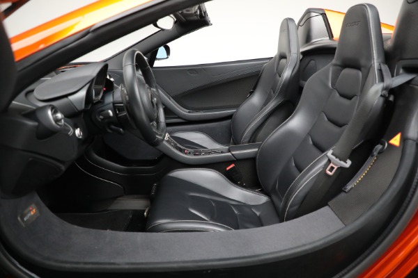 Used 2016 McLaren 675LT Spider for sale $280,900 at Alfa Romeo of Greenwich in Greenwich CT 06830 28
