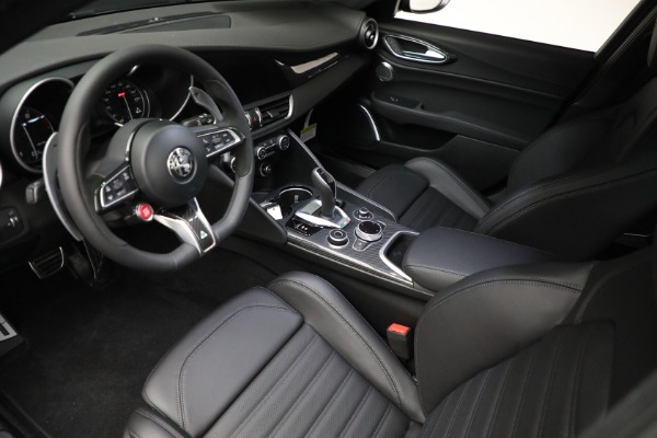 New 2022 Alfa Romeo Giulia Quadrifoglio for sale Sold at Alfa Romeo of Greenwich in Greenwich CT 06830 12