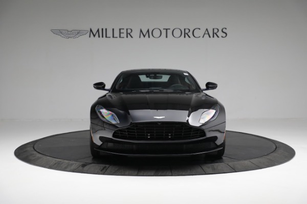 Used 2018 Aston Martin DB11 V8 for sale $149,900 at Alfa Romeo of Greenwich in Greenwich CT 06830 11