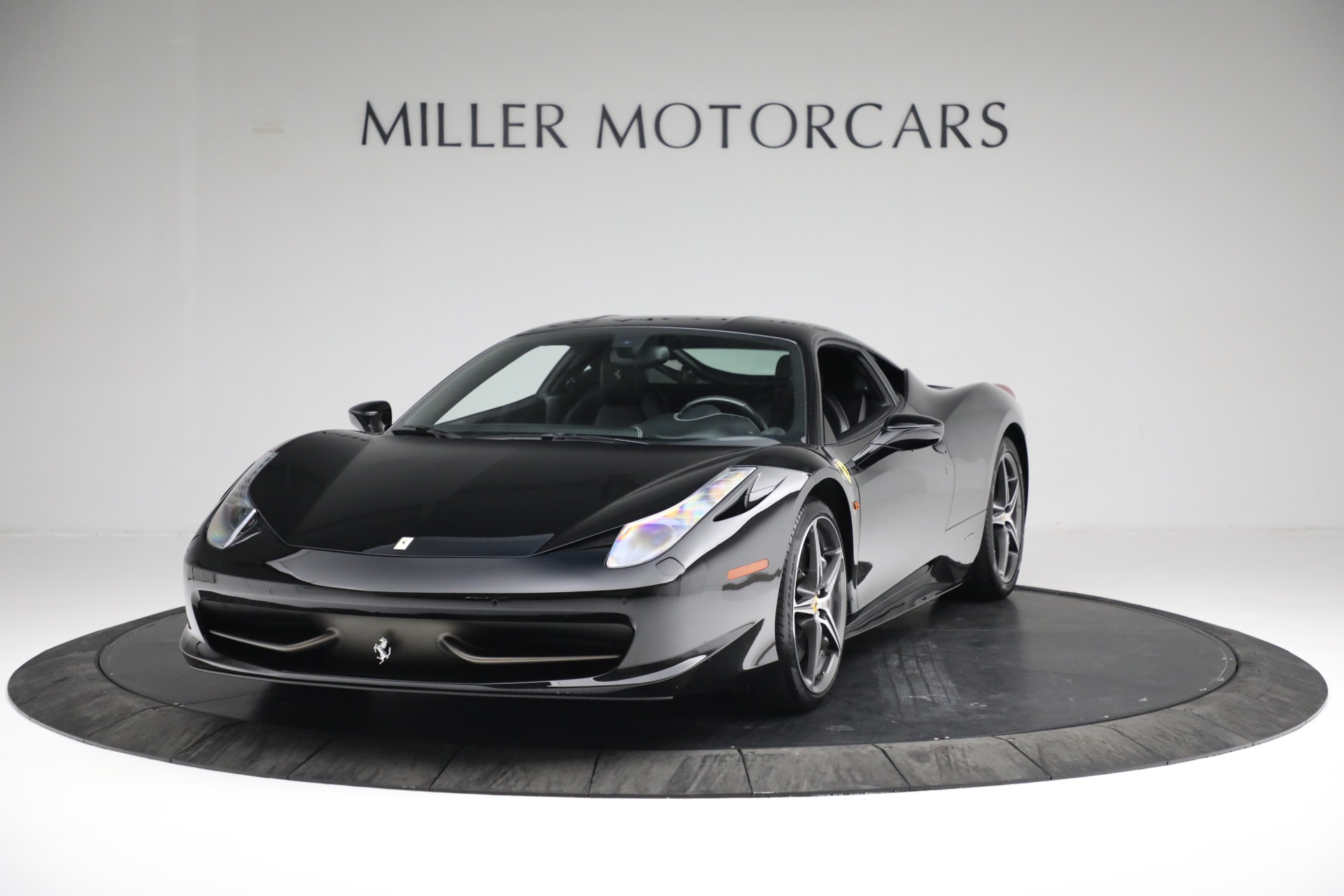 Used 2013 Ferrari 458 Italia for sale Sold at Alfa Romeo of Greenwich in Greenwich CT 06830 1