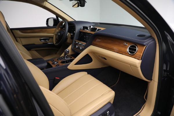 Used 2021 Bentley Bentayga V8 for sale Sold at Alfa Romeo of Greenwich in Greenwich CT 06830 23