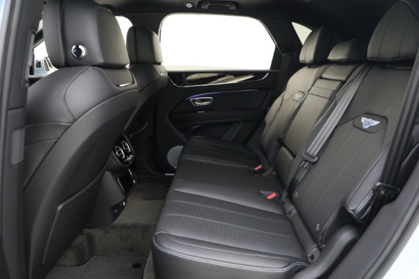 Used 2022 Bentley Bentayga V8 for sale $177,900 at Alfa Romeo of Greenwich in Greenwich CT 06830 22