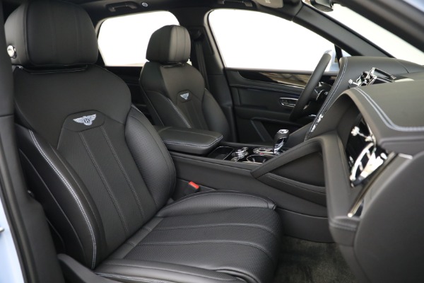 Used 2022 Bentley Bentayga V8 for sale $177,900 at Alfa Romeo of Greenwich in Greenwich CT 06830 27