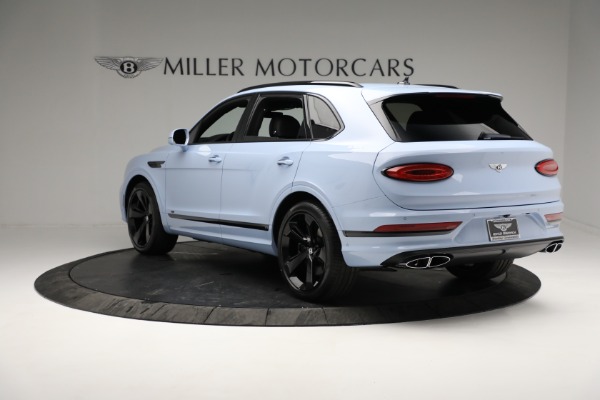 Used 2022 Bentley Bentayga V8 for sale $177,900 at Alfa Romeo of Greenwich in Greenwich CT 06830 6