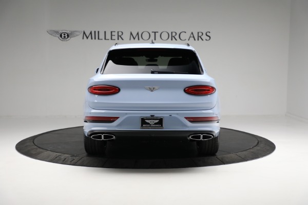 Used 2022 Bentley Bentayga V8 for sale $177,900 at Alfa Romeo of Greenwich in Greenwich CT 06830 7