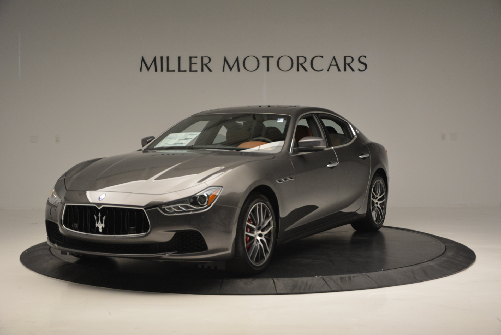 Used 2017 Maserati Ghibli S Q4  EX-LOANER for sale Sold at Alfa Romeo of Greenwich in Greenwich CT 06830 1