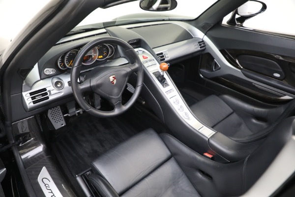 Used 2005 Porsche Carrera GT for sale Sold at Alfa Romeo of Greenwich in Greenwich CT 06830 23