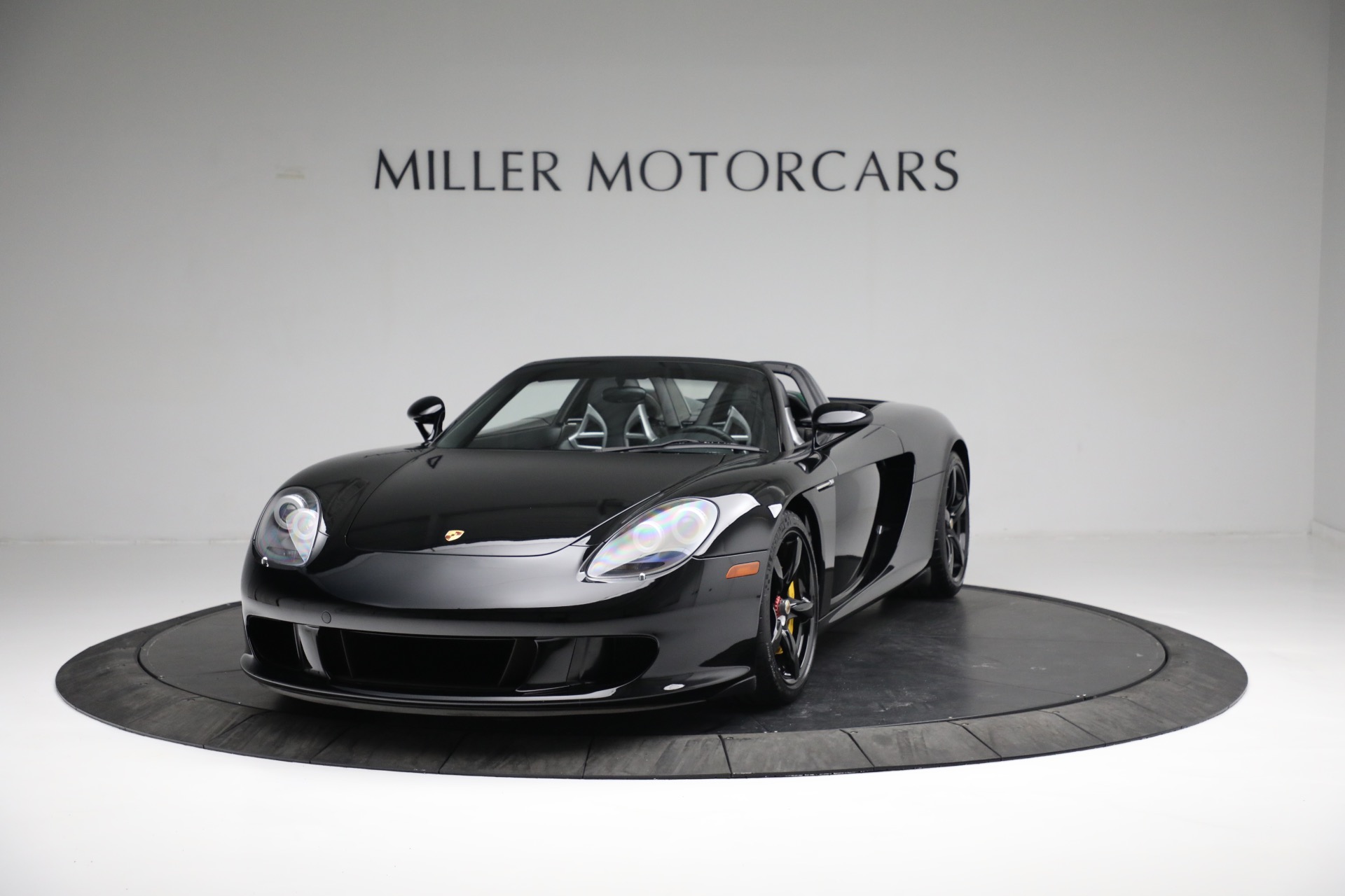 Used 2005 Porsche Carrera GT for sale Sold at Alfa Romeo of Greenwich in Greenwich CT 06830 1