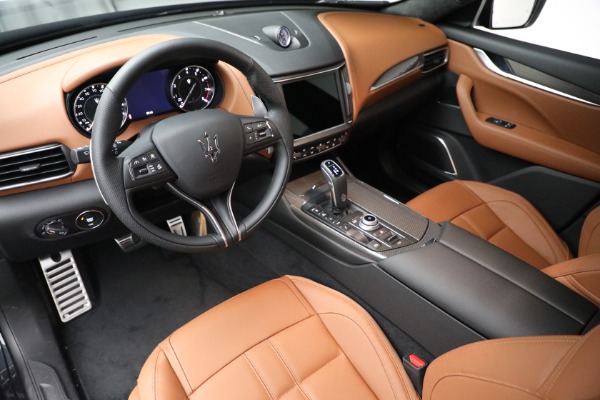New 2022 Maserati Levante GT for sale $94,195 at Alfa Romeo of Greenwich in Greenwich CT 06830 12