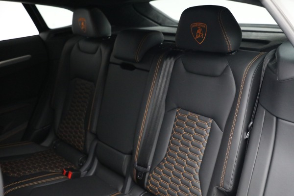 Used 2020 Lamborghini Urus for sale Sold at Alfa Romeo of Greenwich in Greenwich CT 06830 18