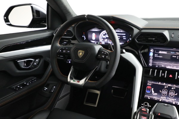 Used 2020 Lamborghini Urus for sale $295,900 at Alfa Romeo of Greenwich in Greenwich CT 06830 27