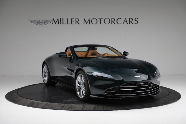 New 2022 Aston Martin Vantage Roadster for sale $192,716 at Alfa Romeo of Greenwich in Greenwich CT 06830 10