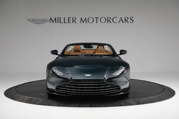 New 2022 Aston Martin Vantage Roadster for sale Sold at Alfa Romeo of Greenwich in Greenwich CT 06830 11