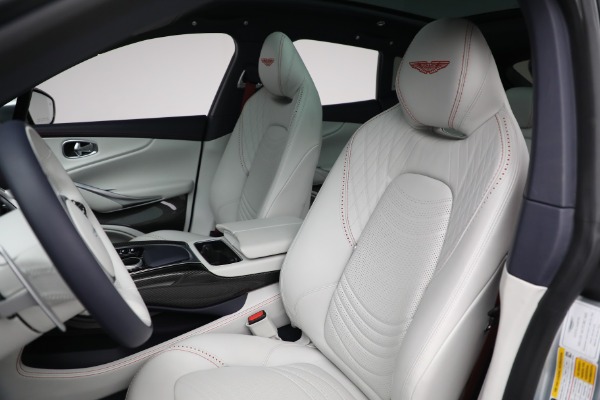 New 2022 Aston Martin DBX for sale $231,886 at Alfa Romeo of Greenwich in Greenwich CT 06830 15