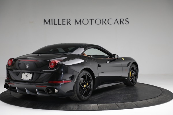 Used 2017 Ferrari California T for sale Sold at Alfa Romeo of Greenwich in Greenwich CT 06830 15