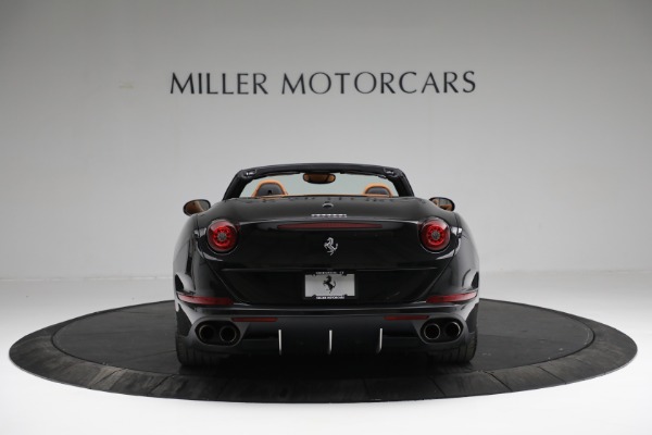 Used 2017 Ferrari California T for sale $178,900 at Alfa Romeo of Greenwich in Greenwich CT 06830 5