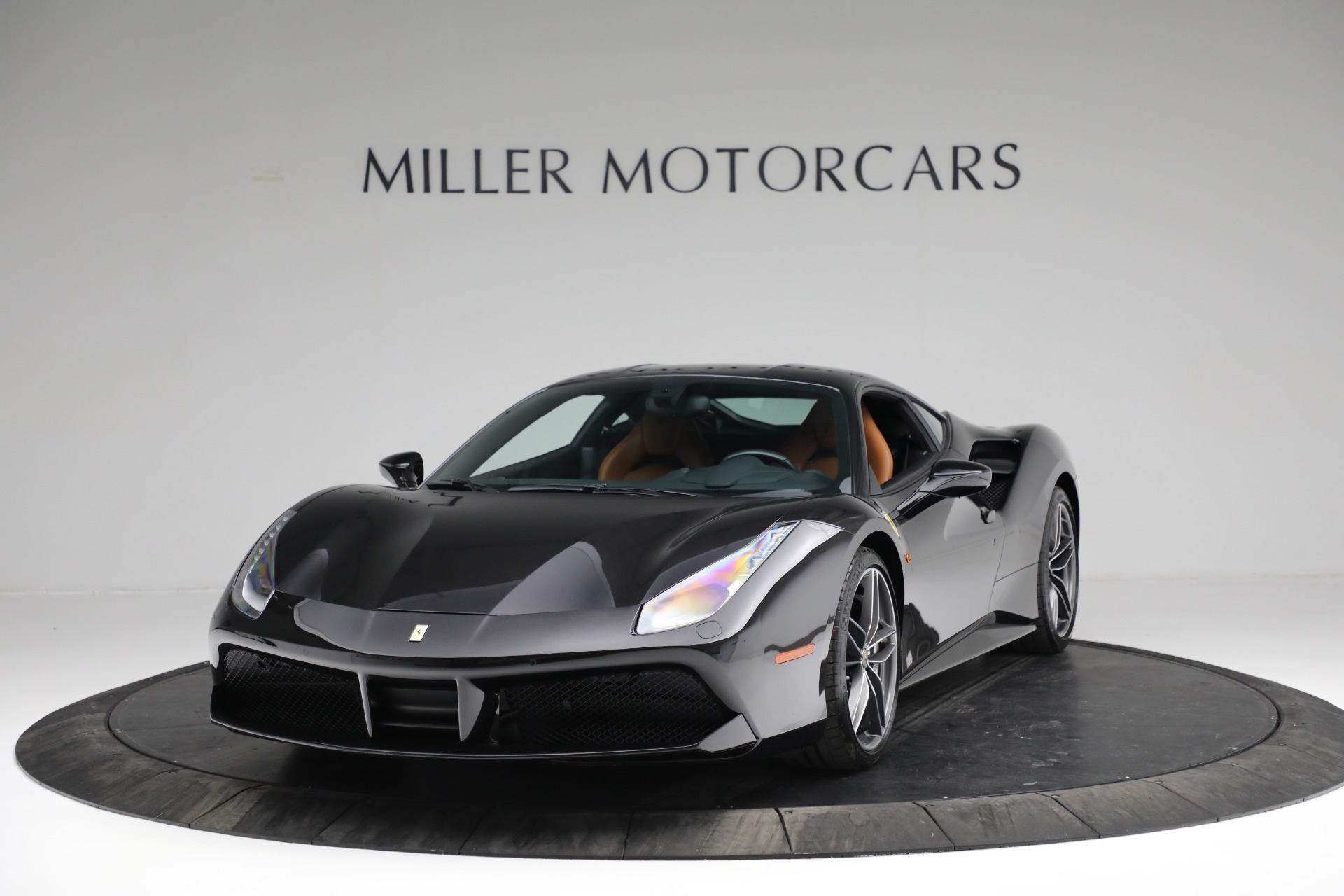 Used 2018 Ferrari 488 GTB for sale $309,900 at Alfa Romeo of Greenwich in Greenwich CT 06830 1