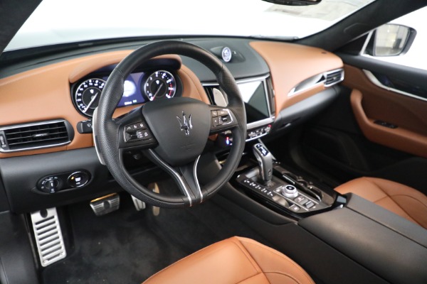 Used 2022 Maserati Levante GT for sale $52,900 at Alfa Romeo of Greenwich in Greenwich CT 06830 17