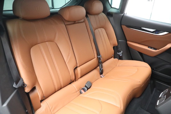 Used 2022 Maserati Levante GT for sale $52,900 at Alfa Romeo of Greenwich in Greenwich CT 06830 18